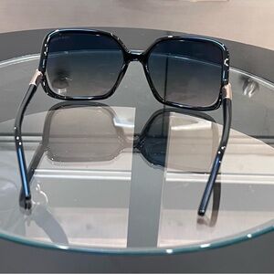 Tom Ford Women's Glasses with Black Frame